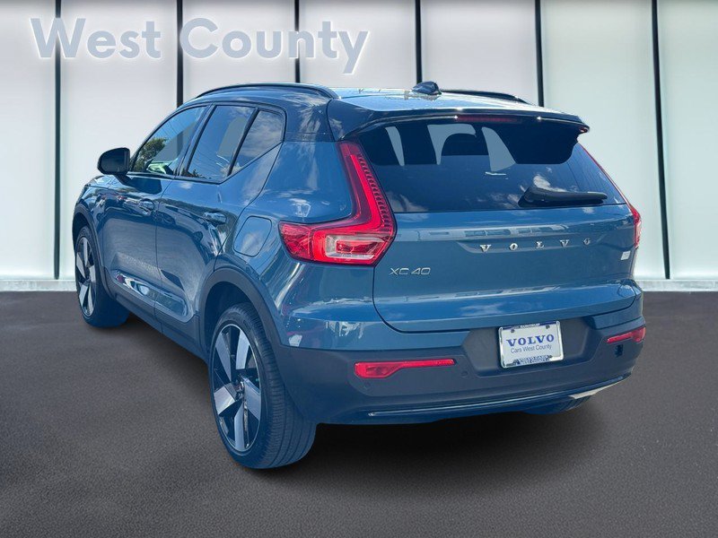 Used 2023 Volvo XC40 Recharge Ultimate w/ Protection Package Premier AWD/4WD image 7