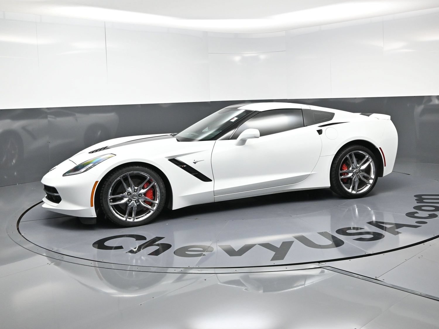 Used 2014 Chevrolet Corvette Stingray Coupe w/ 2LT Preferred Equipment Group RWD image 6