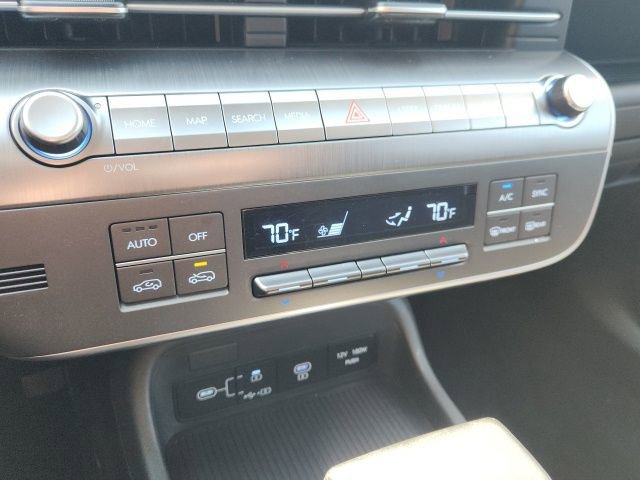 Used 2025 Hyundai Kona SEL image 37