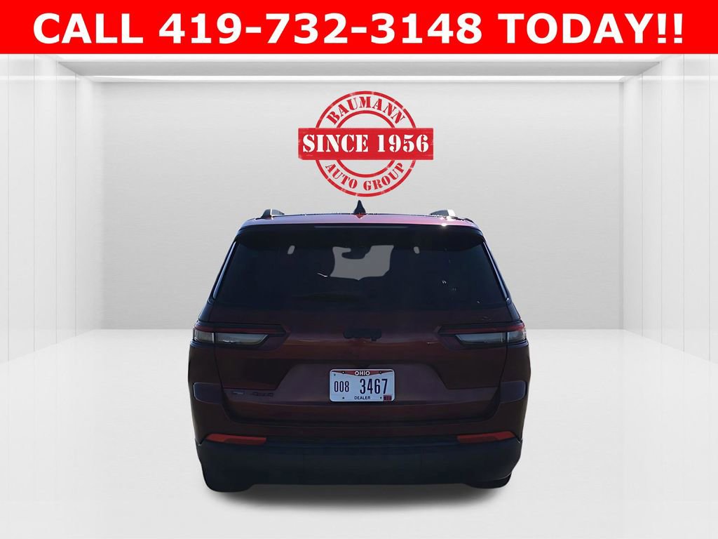 Used 2023 Jeep Grand Cherokee L Laredo AWD/4WD image 9