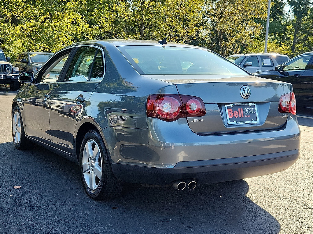 Used 2009 Volkswagen Jetta SE FWD image 9