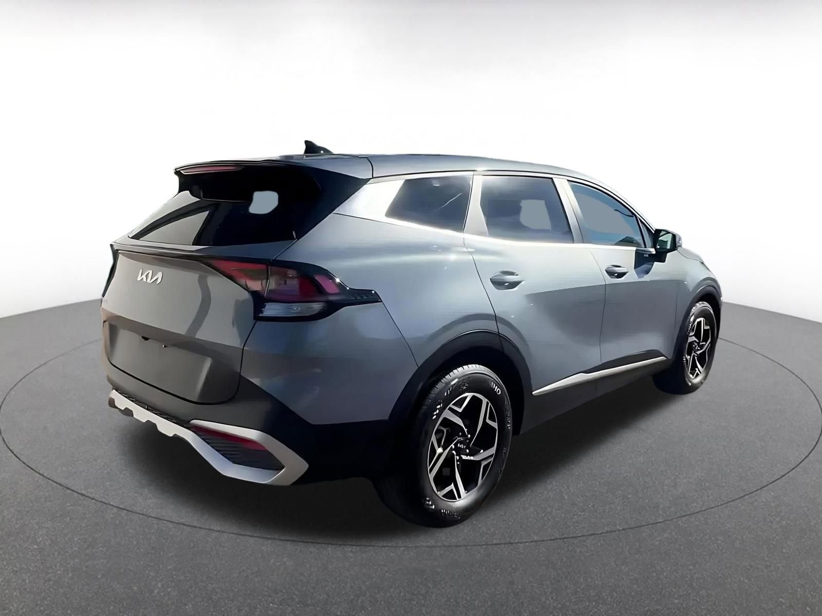 Used 2025 Kia Sportage LX FWD image 14