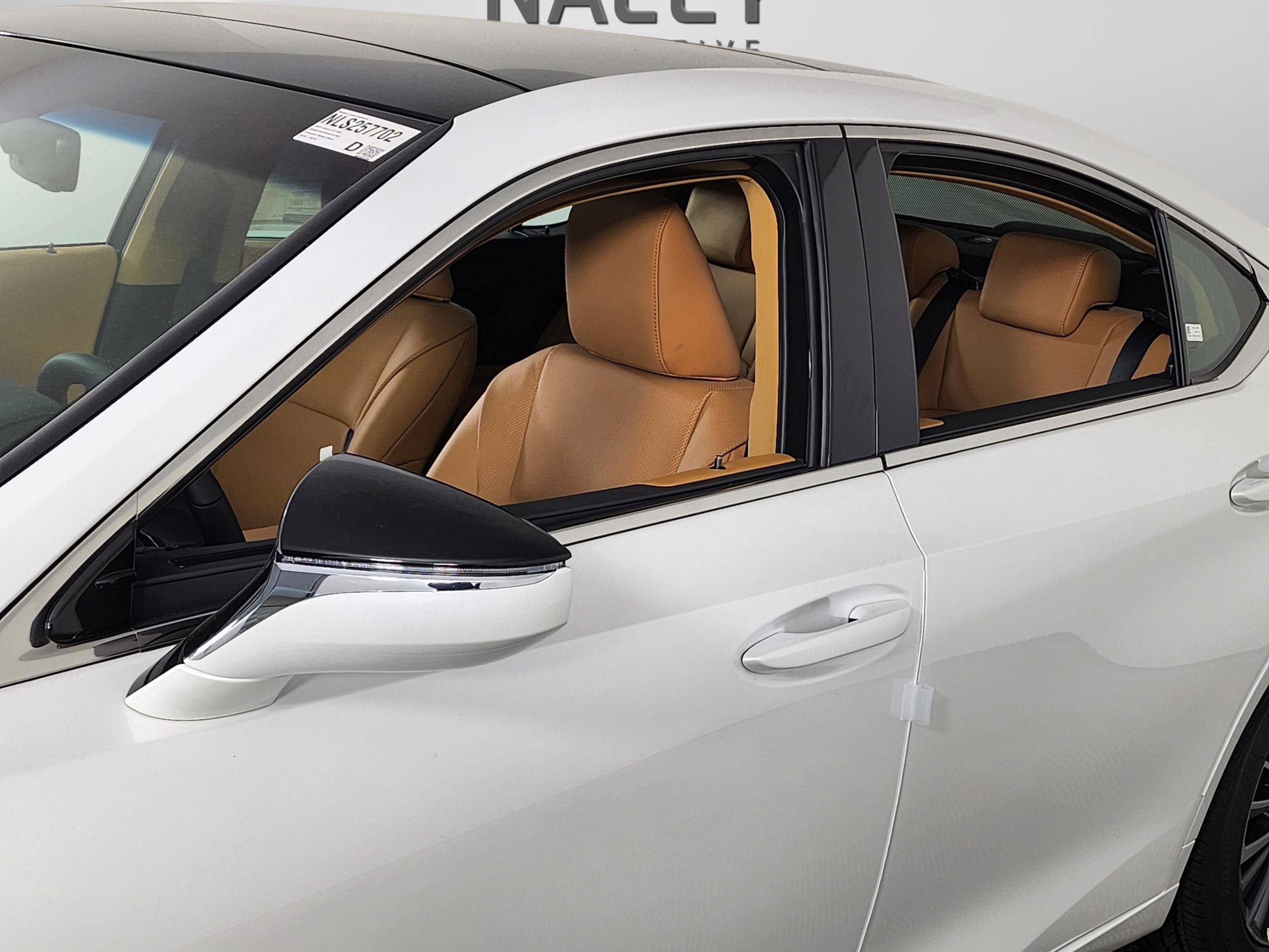 New 2025 Lexus ES 350 w/ Premium Package image 11