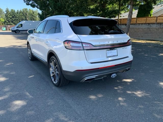 Certified 2019 Lincoln Nautilus Reserve w/ Ultimate Package AWD/4WD image 3