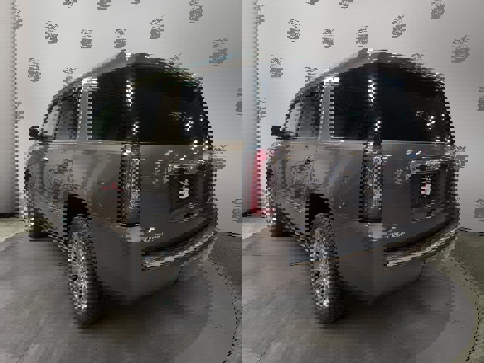 Used 2015 GMC Yukon Denali w/ Premium Package image 3