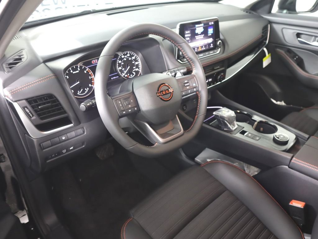 New 2026 Nissan Rogue SV AWD/4WD image 9