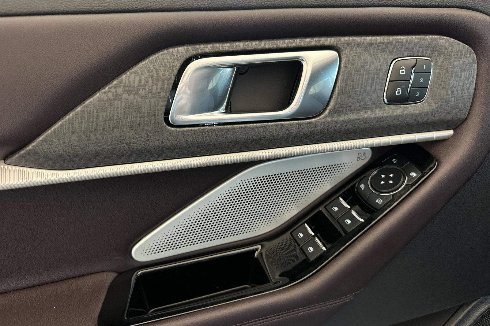 New 2026 Ford Explorer Platinum RWD image 10