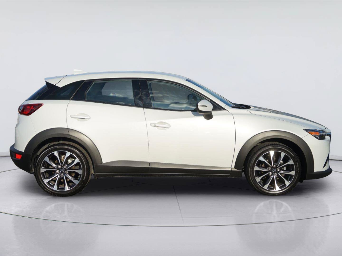 Used 2019 MAZDA CX-3 Touring FWD image 5