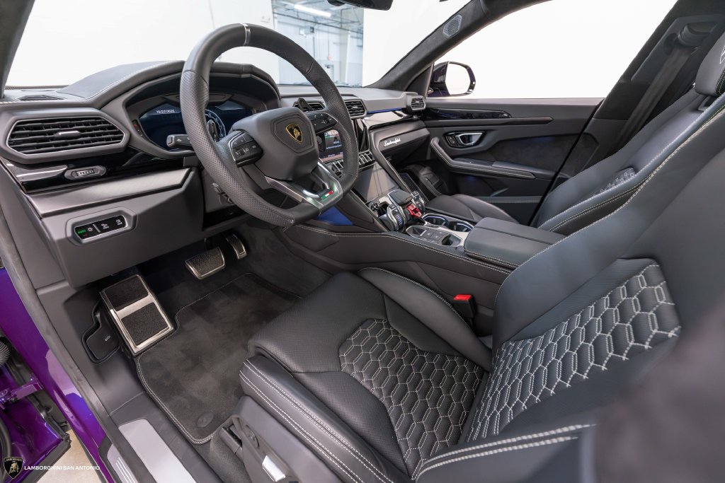 Used 2024 Lamborghini Urus S AWD/4WD image 22