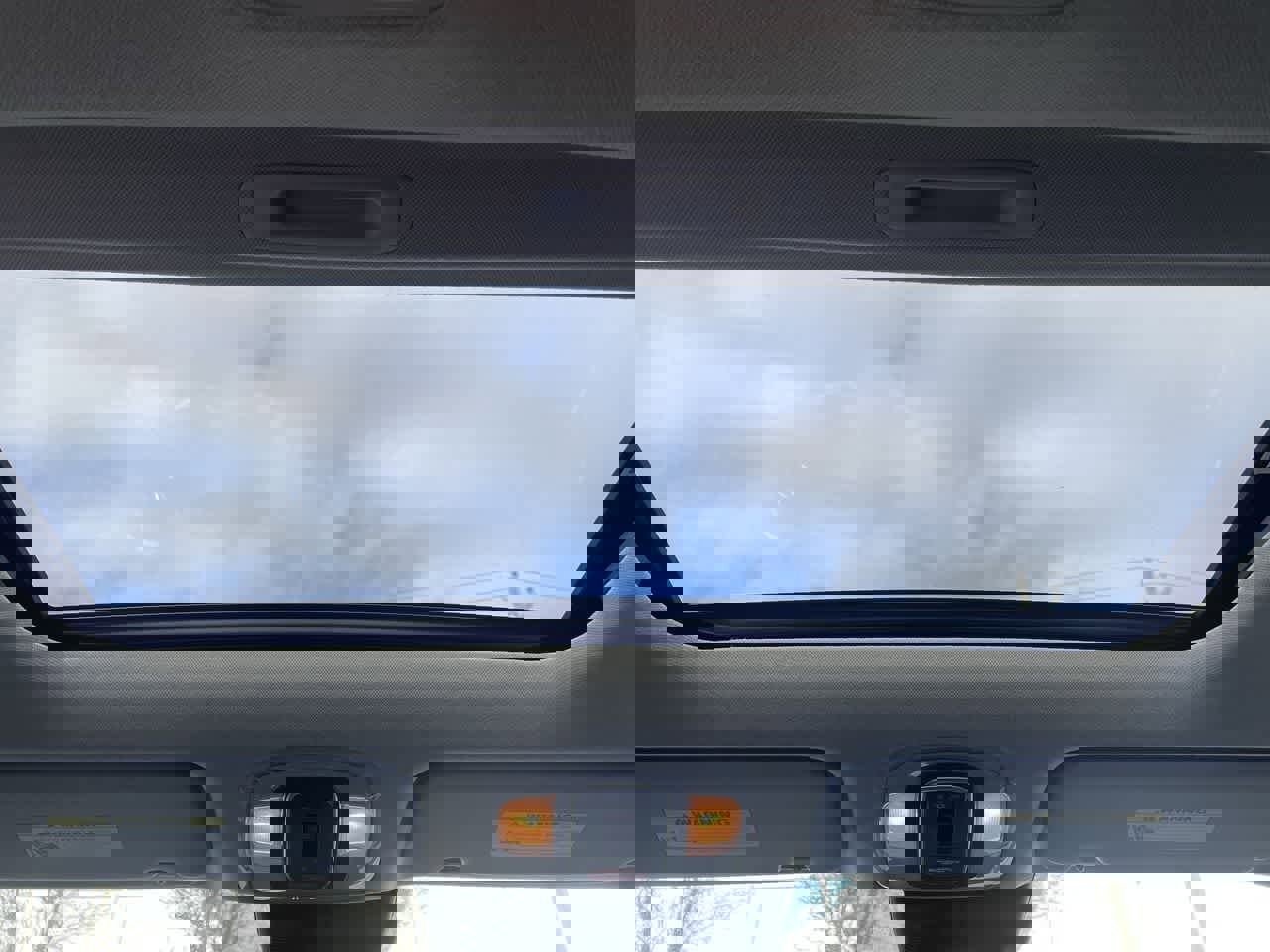 Used 2023 Hyundai Elantra Limited image 20