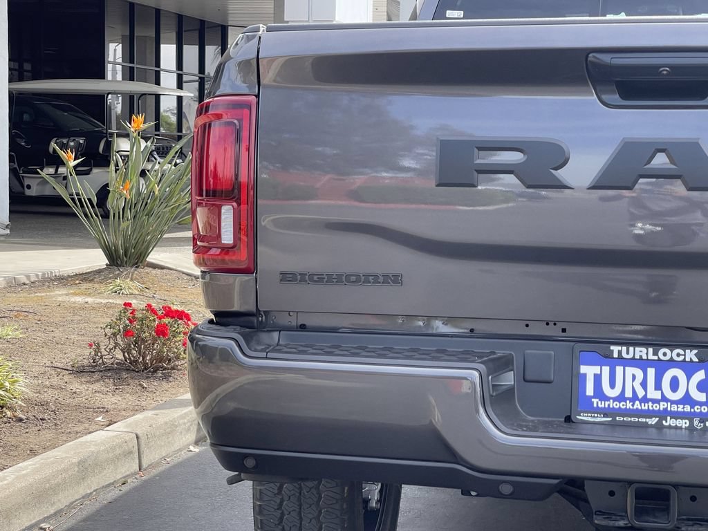 New 2026 RAM 2500 Big Horn AWD/4WD image 10