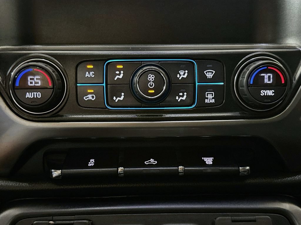 Used 2019 Chevrolet Silverado 3500 LTZ AWD/4WD image 15