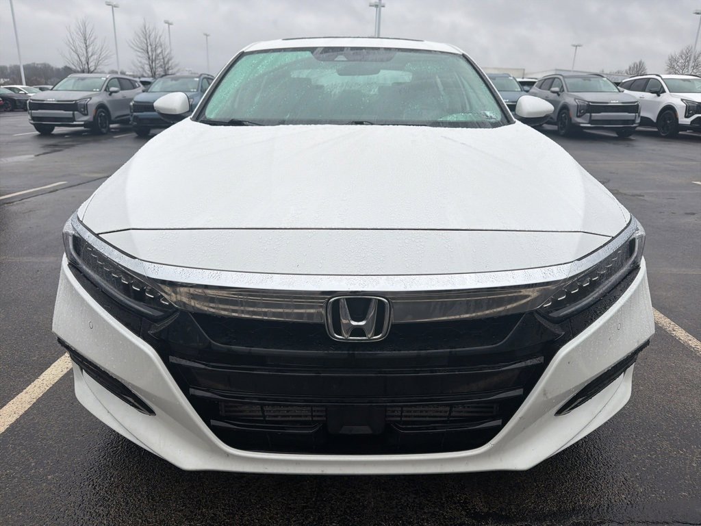 Used 2020 Honda Accord Touring image 3