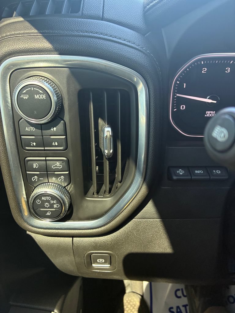 Used 2022 GMC Sierra 2500 Denali w/ Denali Ultimate Package AWD/4WD image 26