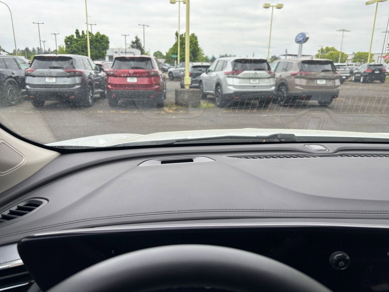 Used 2025 Buick Encore GX Preferred AWD/4WD image 34