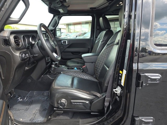 Used 2023 Jeep Gladiator Overland image 14