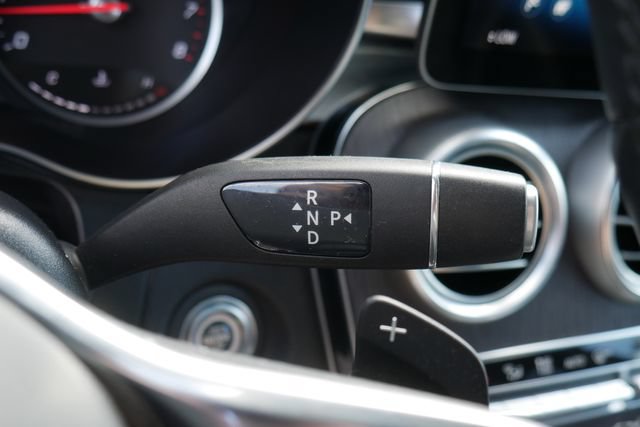 Used 2020 Mercedes-Benz GLC 300 4MATIC image 20