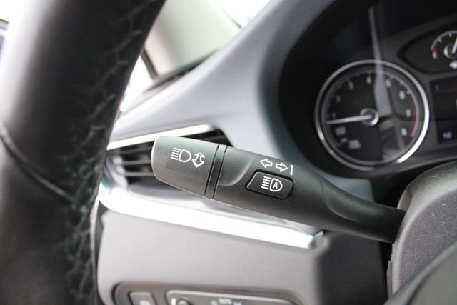 Used 2021 Buick Enclave Premium w/ Sun and Sites Package FWD image 12