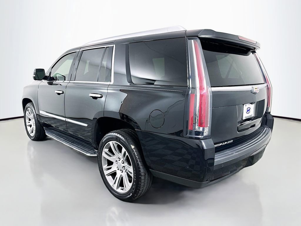 Used 2019 Cadillac Escalade Luxury image 7