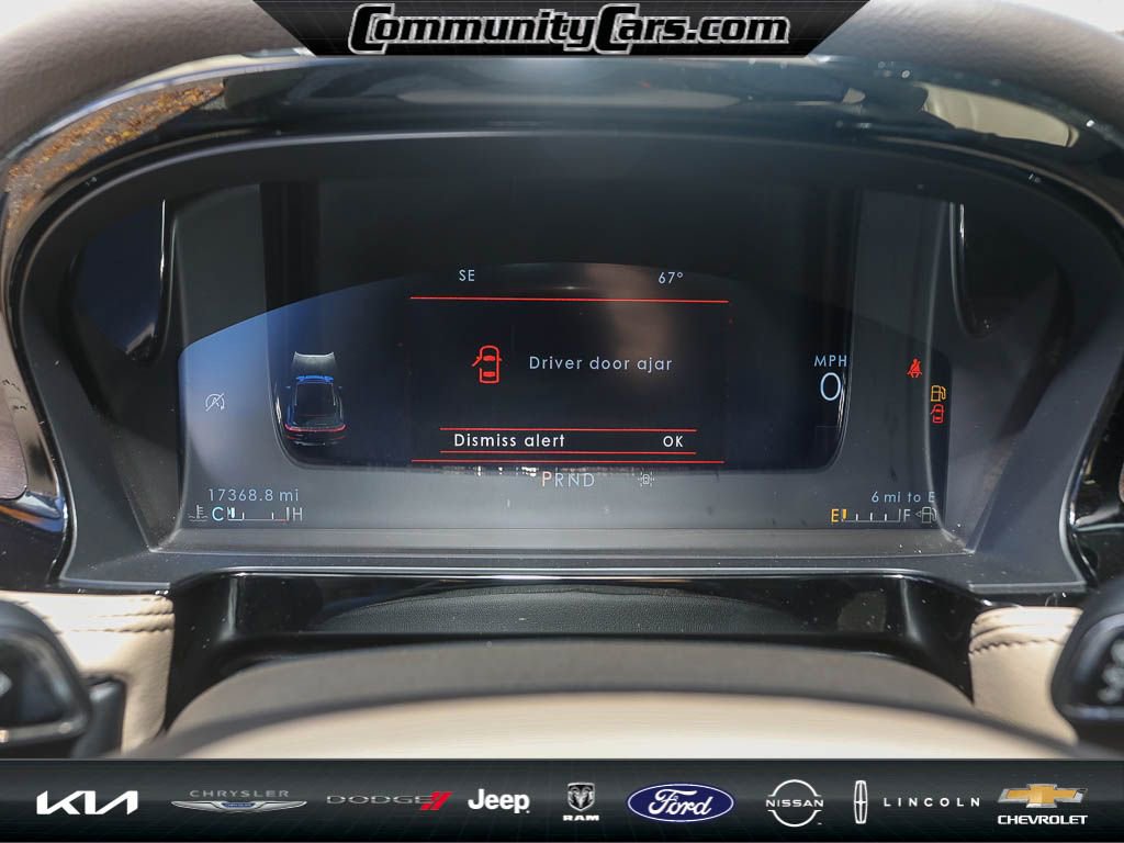 Certified 2023 Lincoln Corsair Reserve w/ Equipment Group 201A image 14