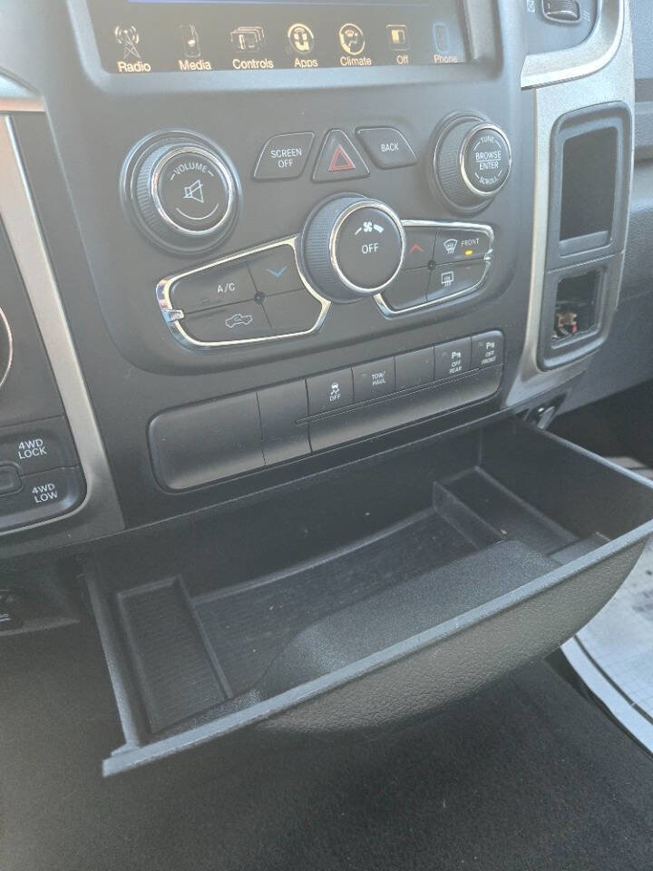 Used 2016 RAM 1500 Big Horn image 24