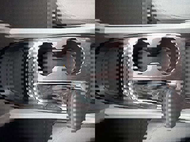 Used 2023 Chevrolet Malibu LS w/ Driver Confidence Package image 28