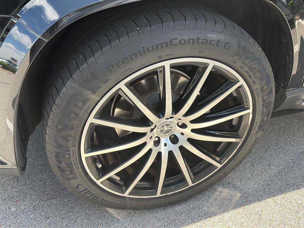 Certified 2023 Mercedes-Benz GLS 450 4MATIC image 13
