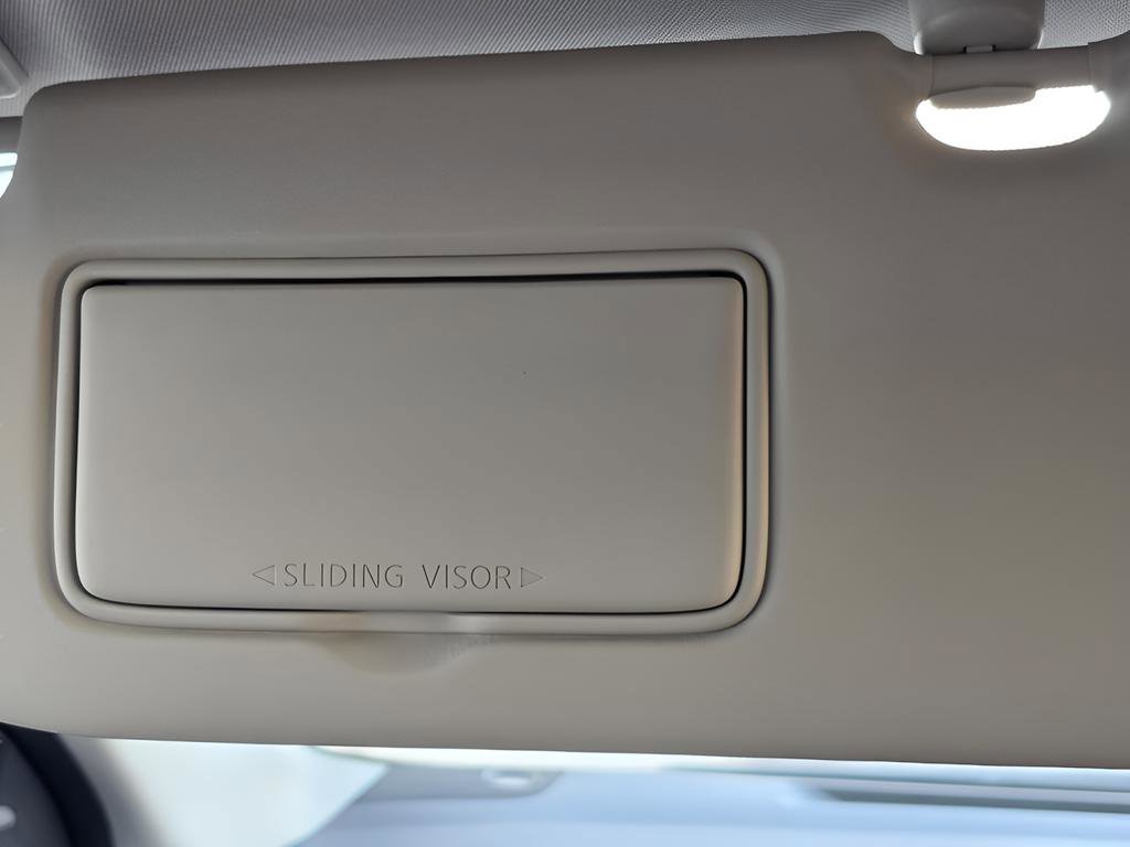 Used 2020 Nissan Rogue Sport SV FWD image 26