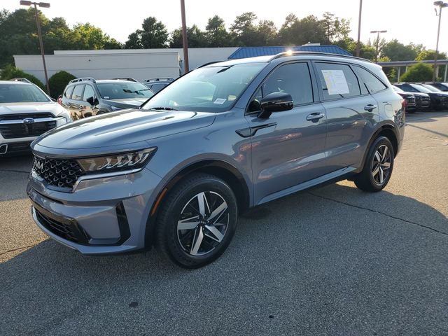 Used 2023 Kia Sorento S FWD image 3