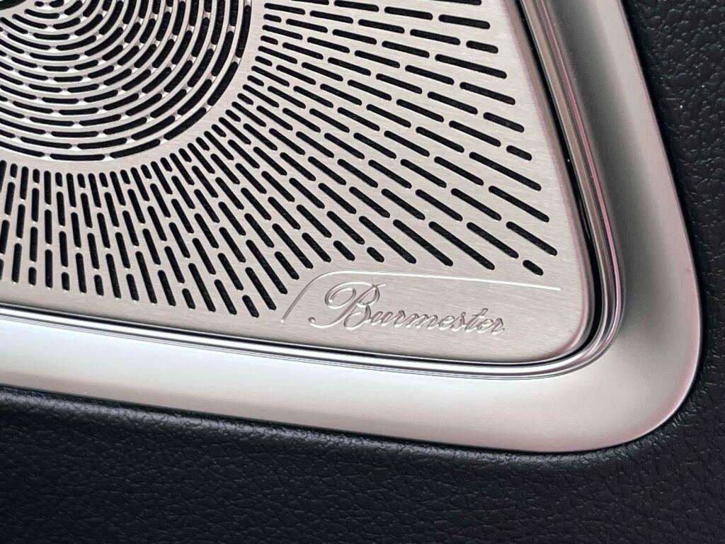 New 2026 Mercedes-Benz C 300 4MATIC Sedan image 32