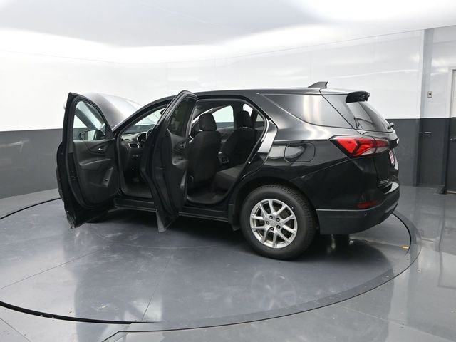 Used 2024 Chevrolet Equinox LT image 39