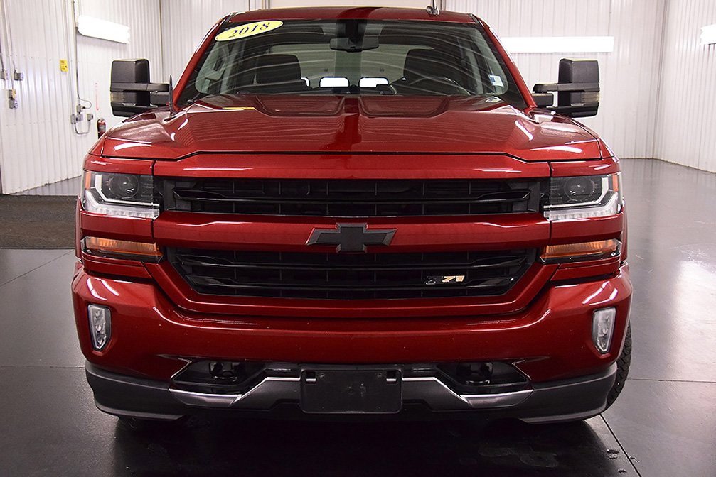 Used 2018 Chevrolet Silverado 1500 LT w/ All Star Edition image 2
