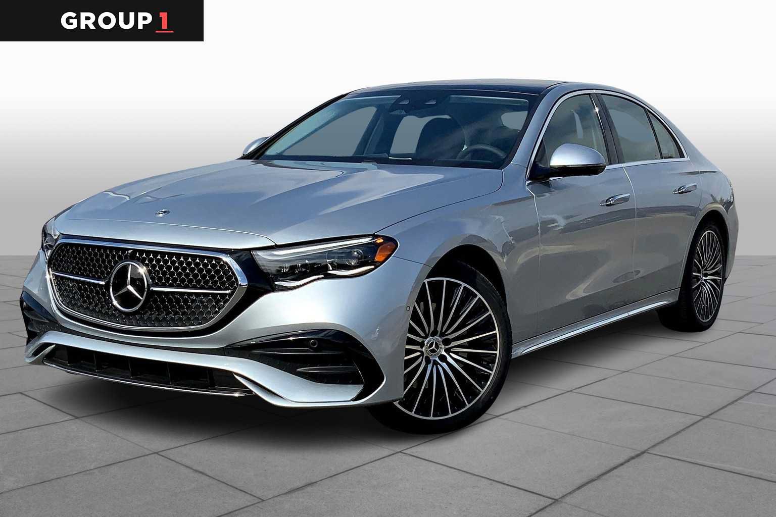 Used 2025 Mercedes-Benz E 350 4MATIC Sedan image 1
