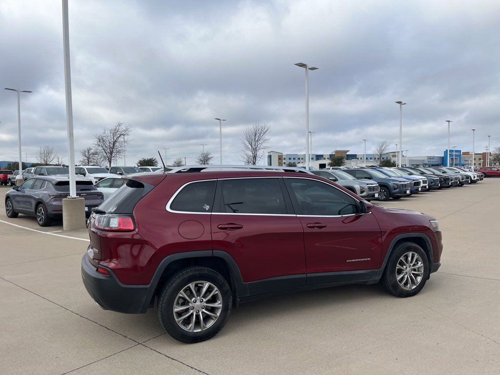 Used 2021 Jeep Cherokee Latitude Lux w/ Comfort/Convenience Group image 5