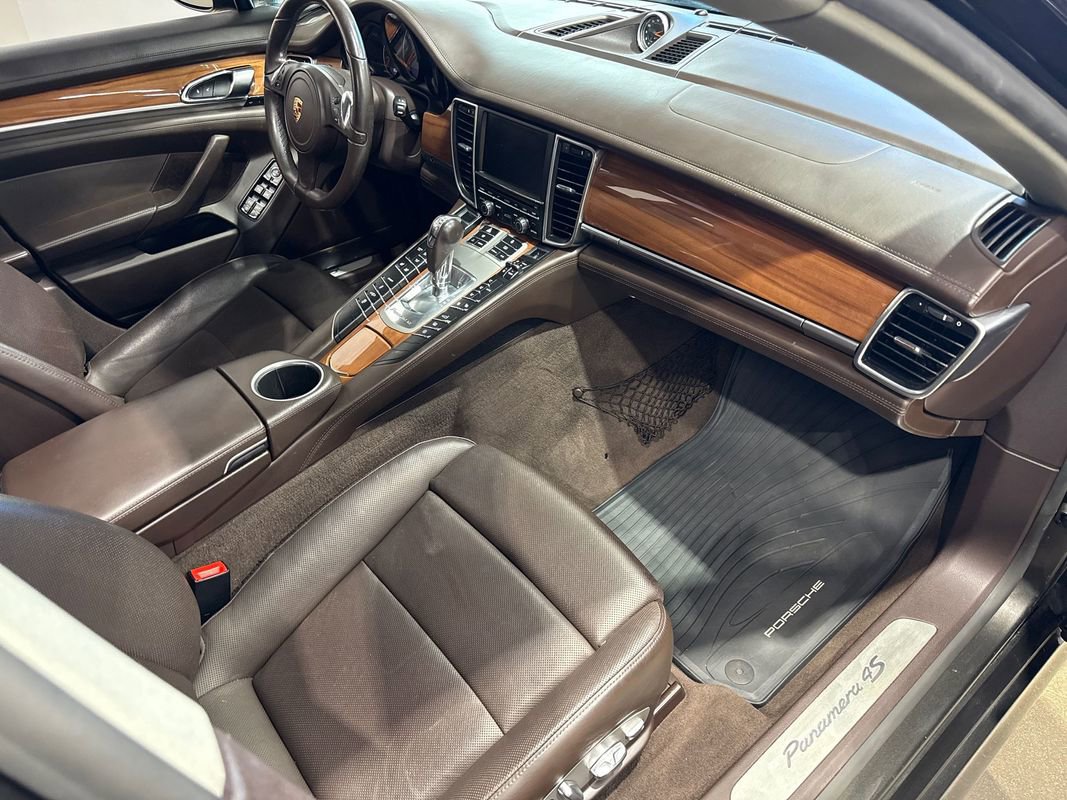 Used 2013 Porsche Panamera 4S image 53