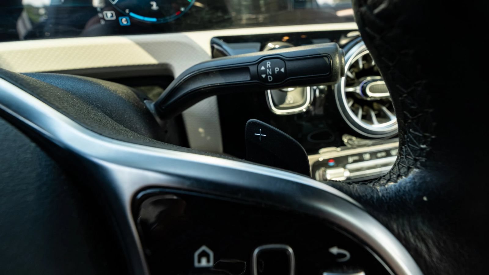 Used 2022 Mercedes-Benz A 220 4MATIC w/ Premium Package Lite image 38