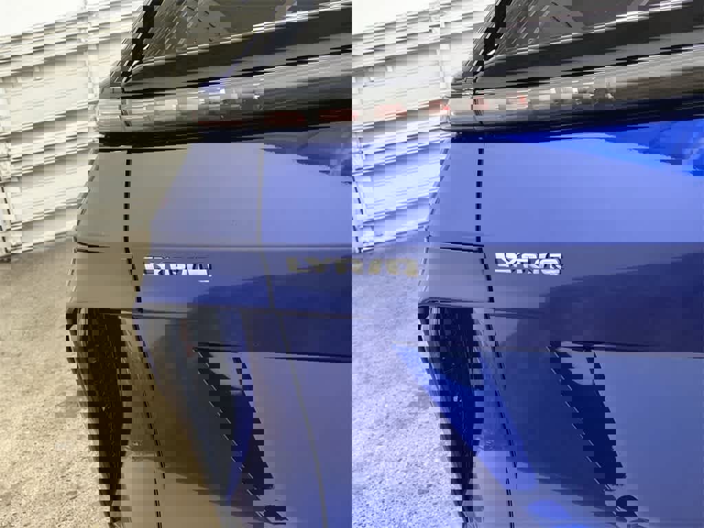 Certified 2025 Cadillac Lyriq Sport w/ Nappa Leather Package image 10