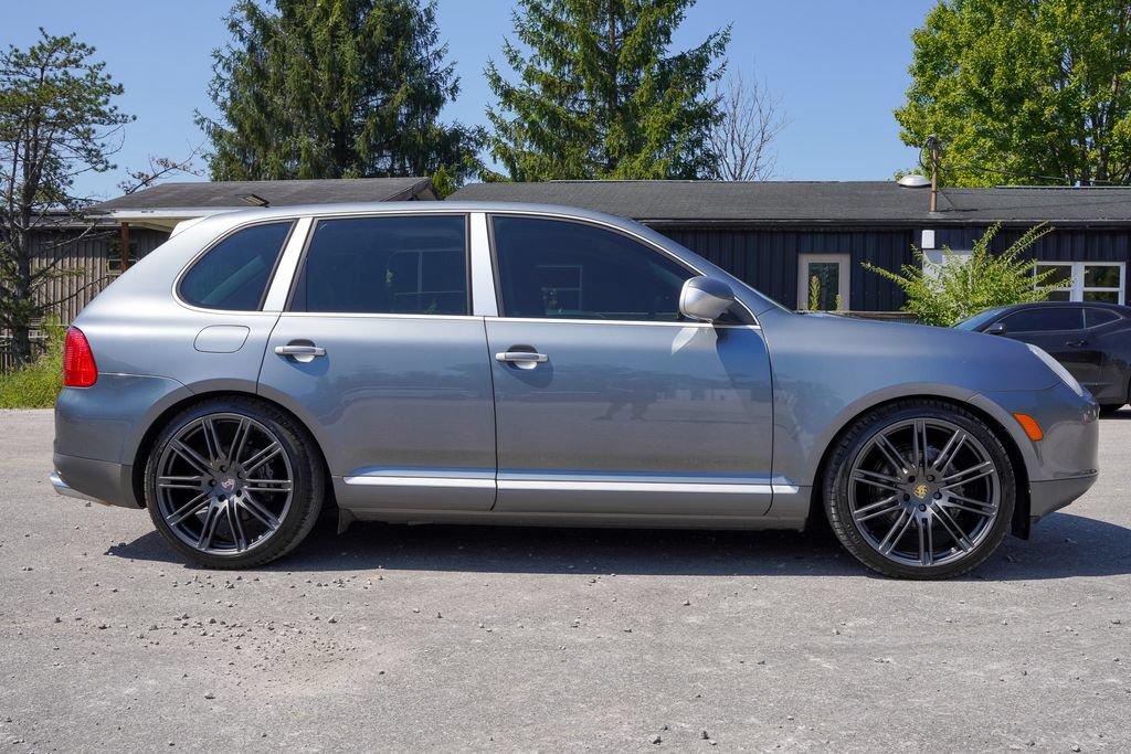Used 2006 Porsche Cayenne AWD/4WD image 8