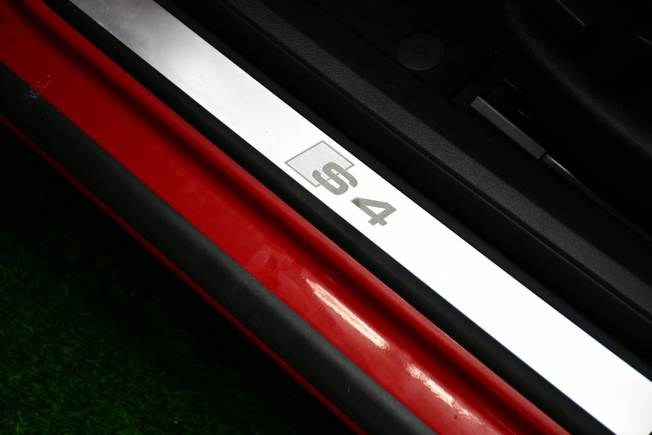 Used 2004 Audi S4 Sedan image 20