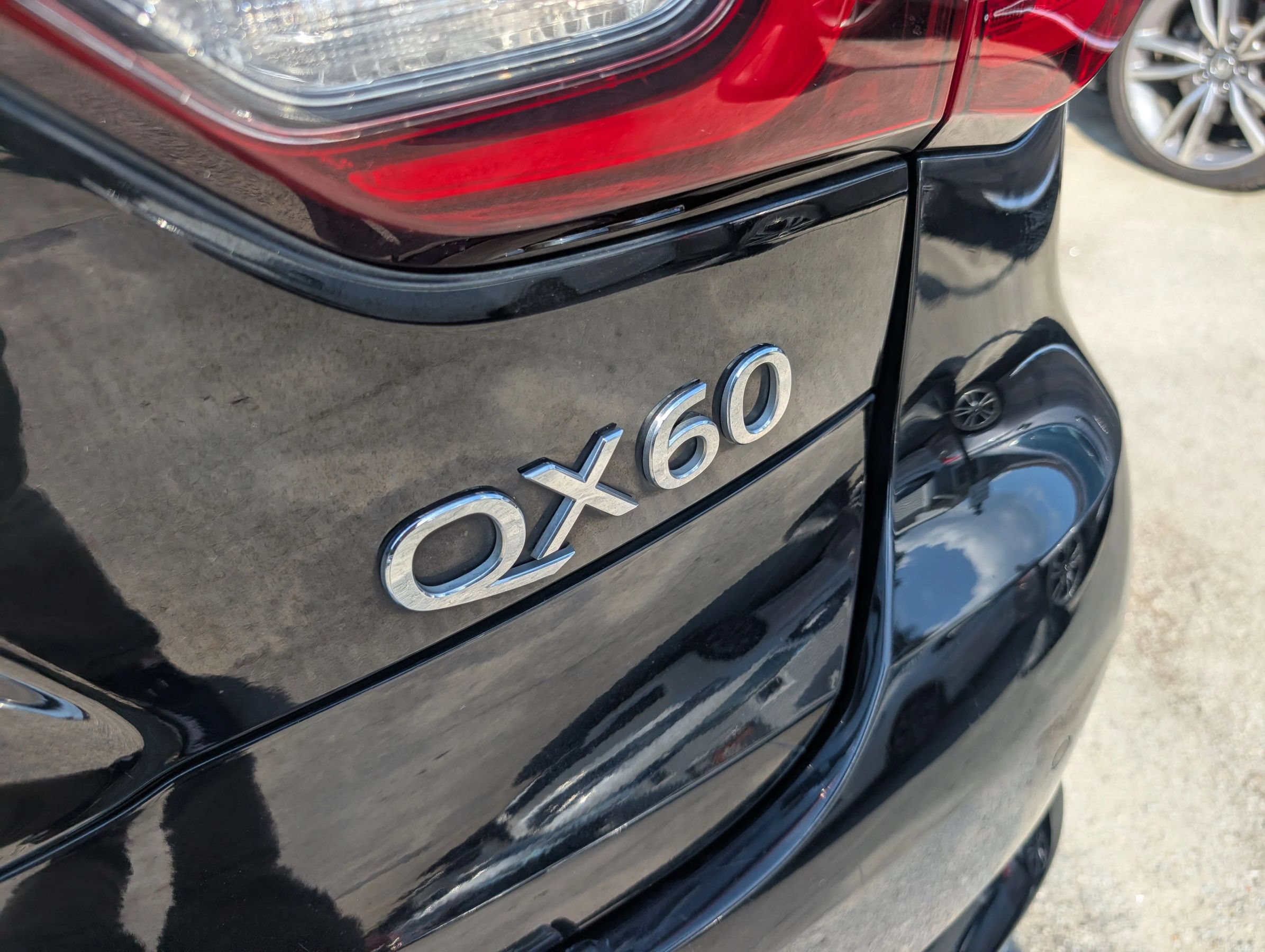 Used 2018 INFINITI QX60 Luxe w/ Premium Plus Package AWD/4WD image 7
