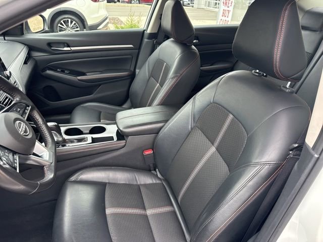 Used 2024 Nissan Altima 2.5 SR image 11