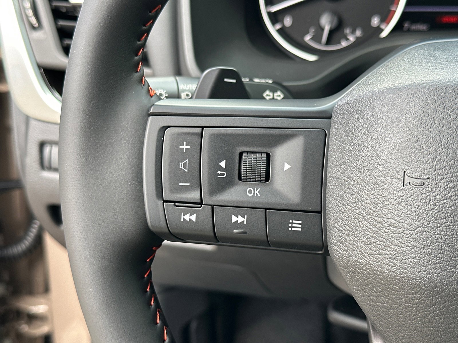 New 2026 Nissan Rogue SV image 26