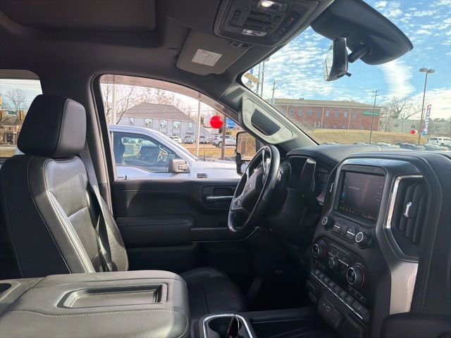 Used 2020 Chevrolet Silverado 3500 LTZ w/ LTZ Premium Package image 15