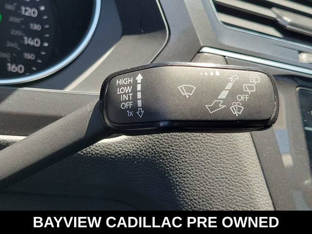 Used 2020 Volkswagen Tiguan SE FWD image 28