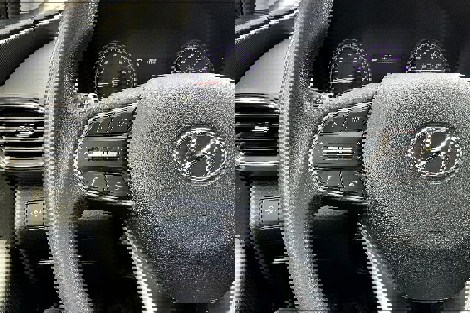 Used 2022 Hyundai Santa Fe SEL image 19