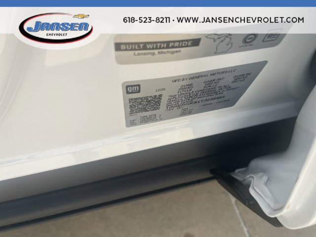 Used 2026 Chevrolet Traverse LT w/ Driver Confidence Package FWD image 33