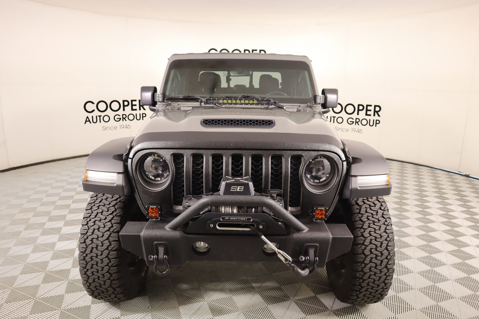 Used 2023 Jeep Gladiator Mojave w/ LED Lighting Group image 9