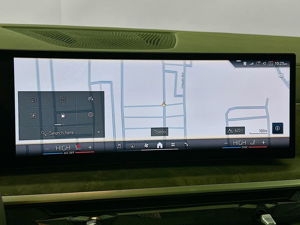 Used 2025 BMW X7 xDrive40i image 17