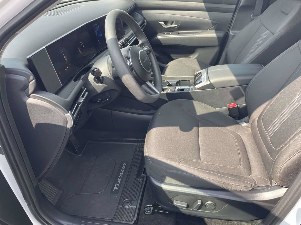 Used 2026 Hyundai Tucson SEL Plus FWD image 12