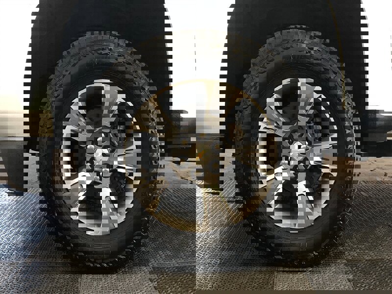 Used 2018 Chevrolet Colorado Z71 image 18